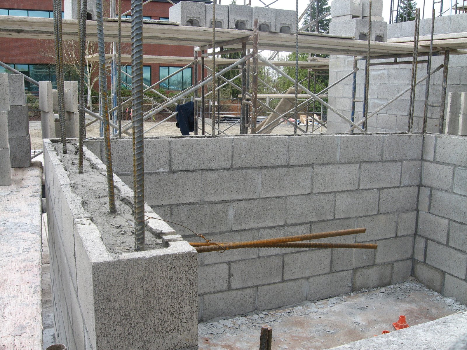 Concrete block wall construction