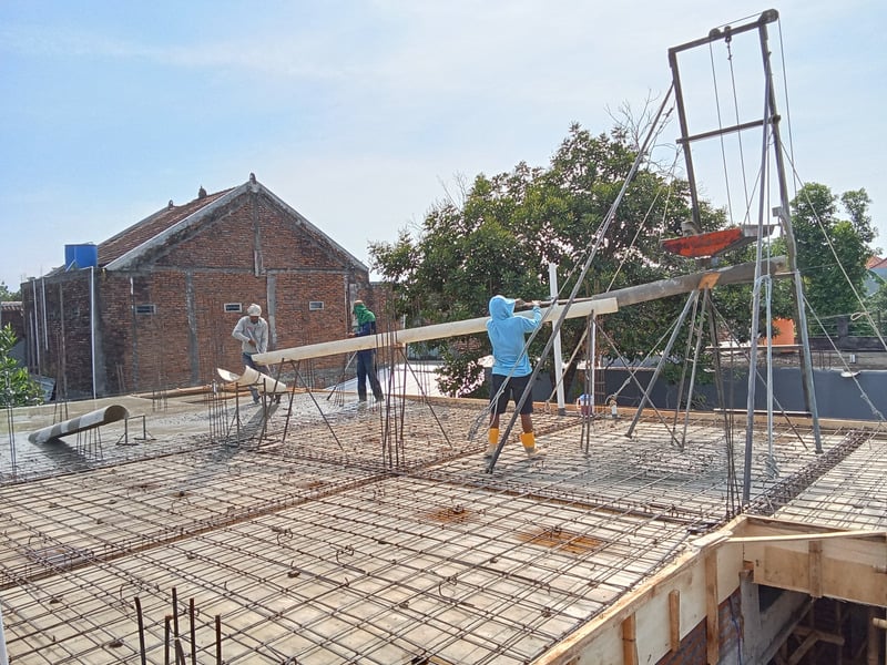 Construction workers framing